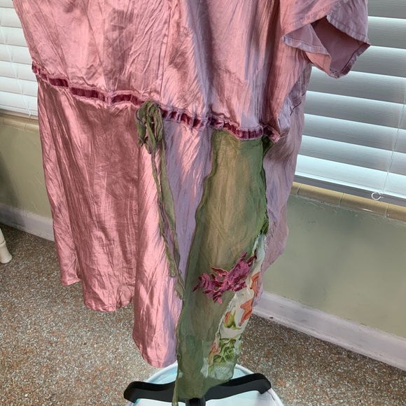 Seven7 Silk Top Plus Size 22/24 Pink With Green - Picture 8 of 10